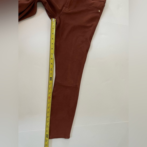 7 FOR ALL MANKIND cognac brown pants LIQUID FAUX SUEDE SKINNY JEANS SIZE- 28 - Picture 5 of 9